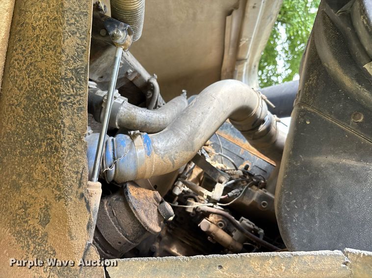 image for item DW7238 1995 International 9400 dump truck