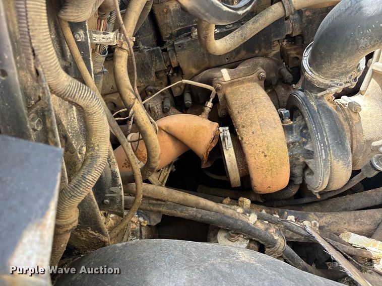 image for item DW7238 1995 International 9400 dump truck