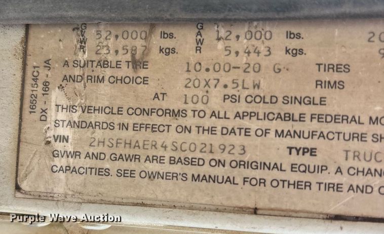 image for item DW7238 1995 International 9400 dump truck