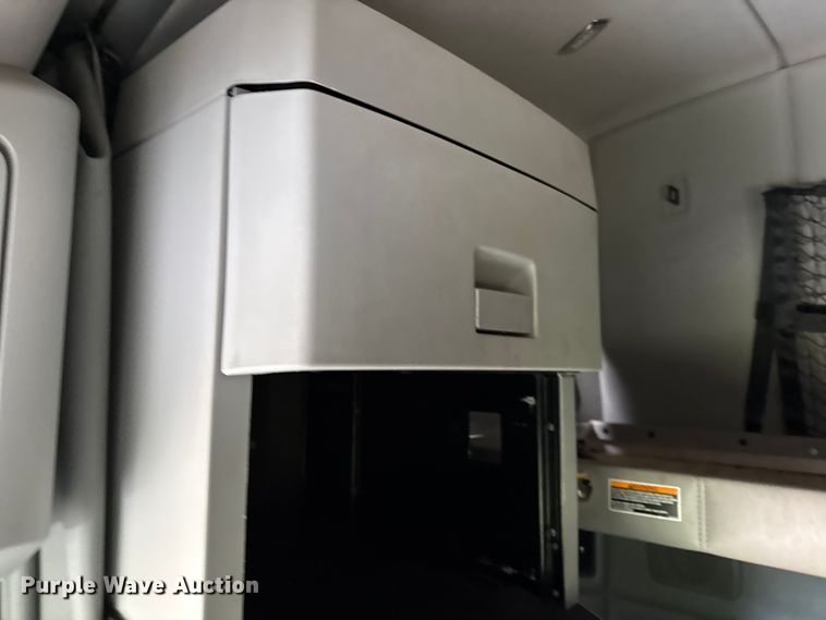 image for item DZ4267 2016 Kenworth T680  semi truck