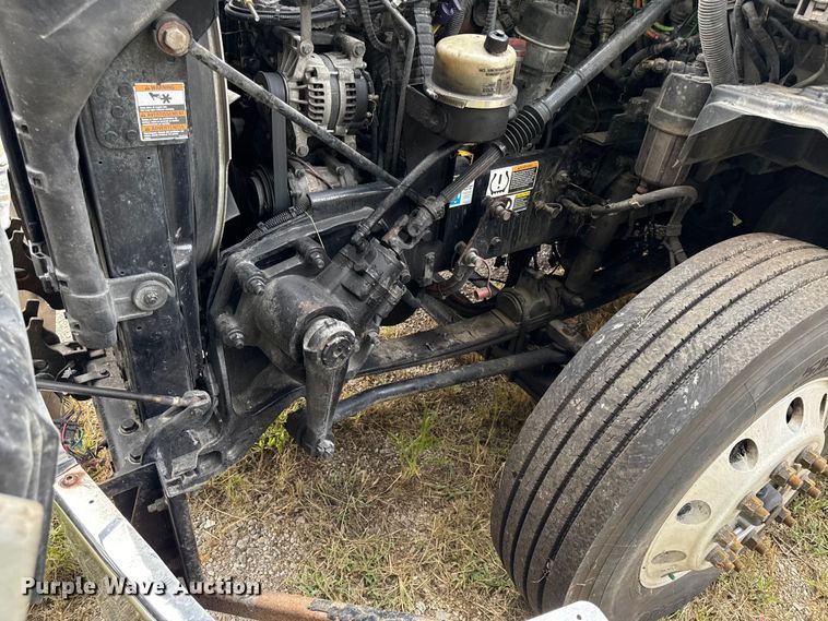 image for item DZ4267 2016 Kenworth T680  semi truck