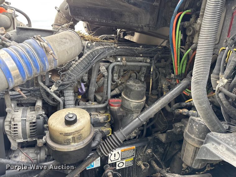 image for item DZ4267 2016 Kenworth T680  semi truck