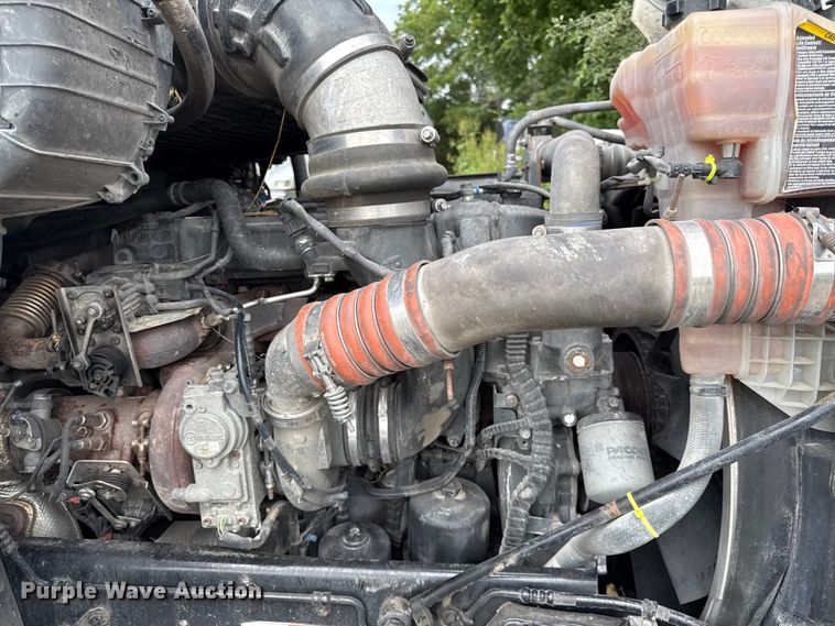 image for item DZ4267 2016 Kenworth T680  semi truck