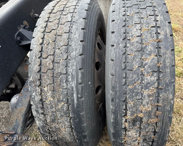 image for item DZ4267 2016 Kenworth T680  semi truck