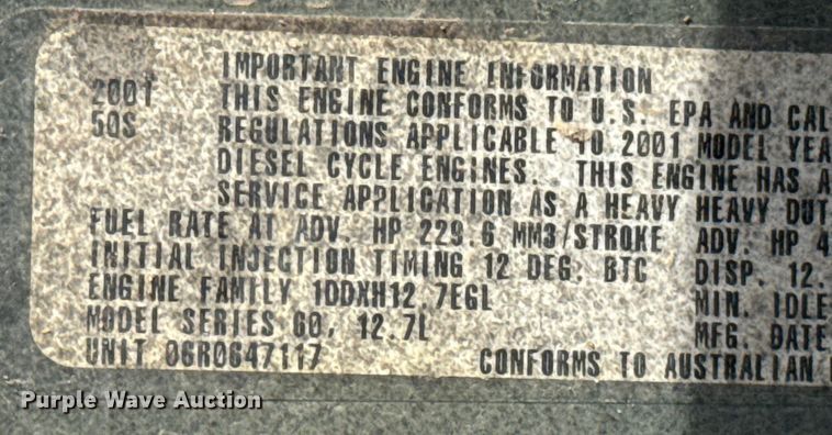 image for item DZ8823 2002 International  9400i semi truck