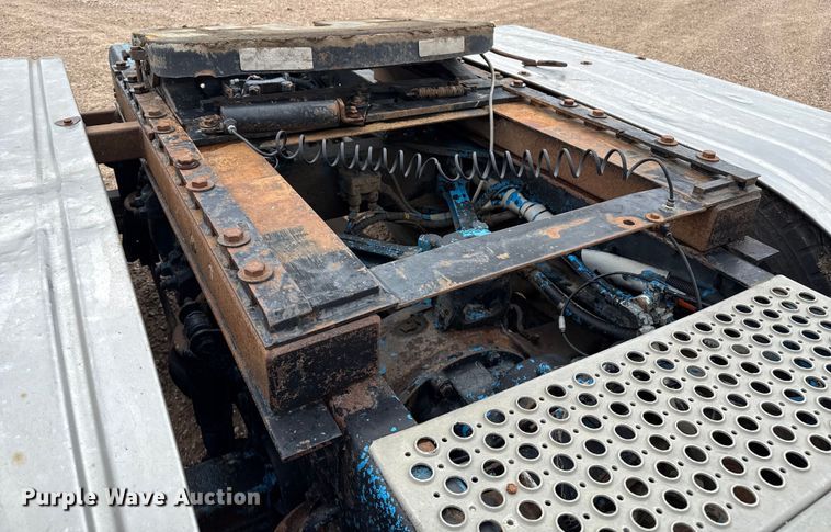 image for item DZ8950 2006 Kenworth T800 semi truck