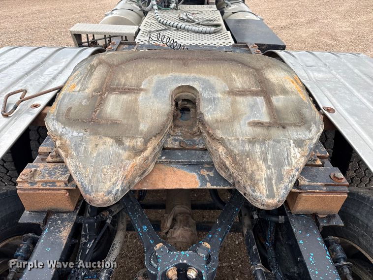 image for item DZ8950 2006 Kenworth T800 semi truck