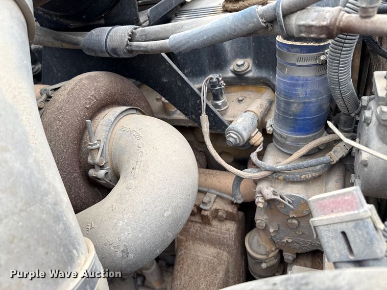 image for item DZ8950 2006 Kenworth T800 semi truck