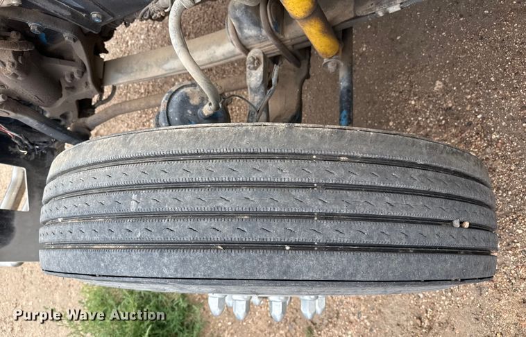 image for item DZ8950 2006 Kenworth T800 semi truck