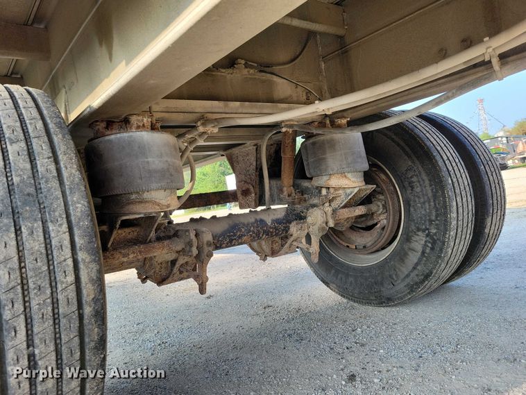 image for item EA2528 1994 East Manufacturing flatbed trailer