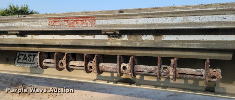 image for item EA2528 1994 East Manufacturing flatbed trailer