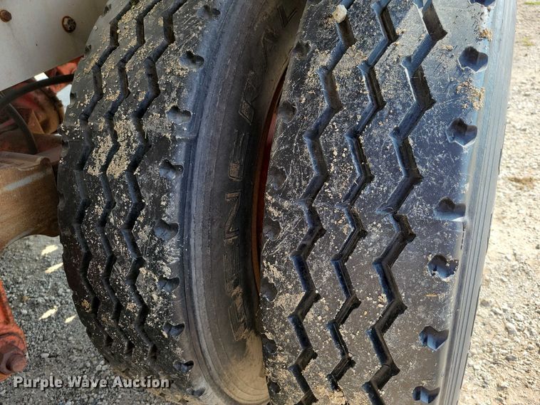 image for item EA2535 1973 Trailmaster tank trailer