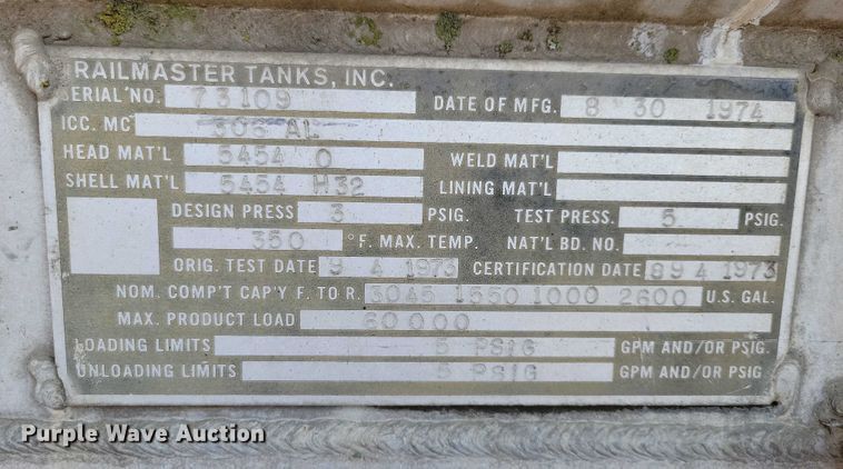 image for item EA2535 1973 Trailmaster tank trailer