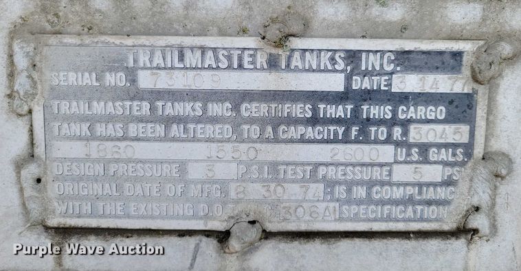 image for item EA2535 1973 Trailmaster tank trailer
