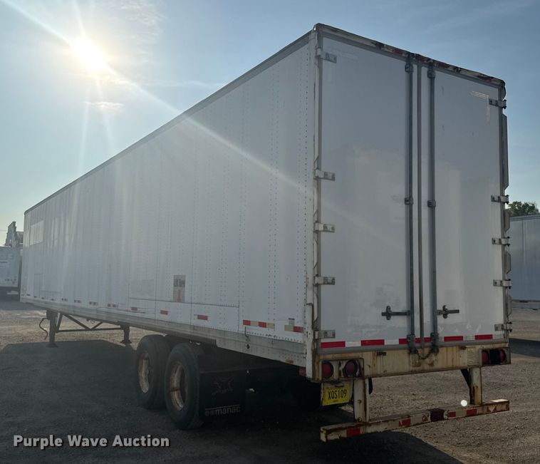 image for item EB8287 2002 Manac  dry van trailer