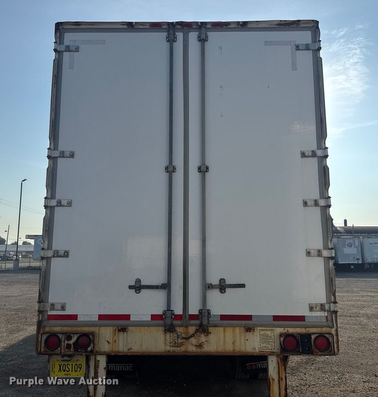 image for item EB8287 2002 Manac  dry van trailer
