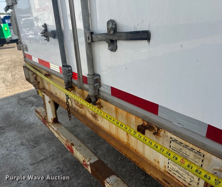 image for item EB8287 2002 Manac  dry van trailer