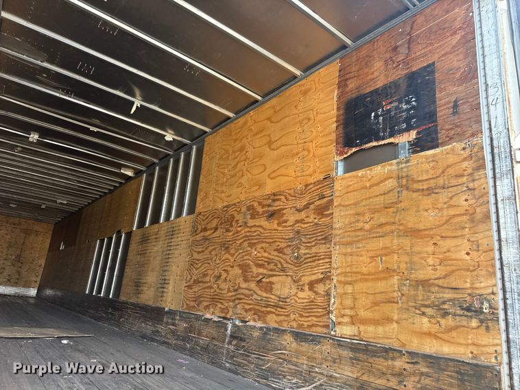 image for item EB8287 2002 Manac  dry van trailer