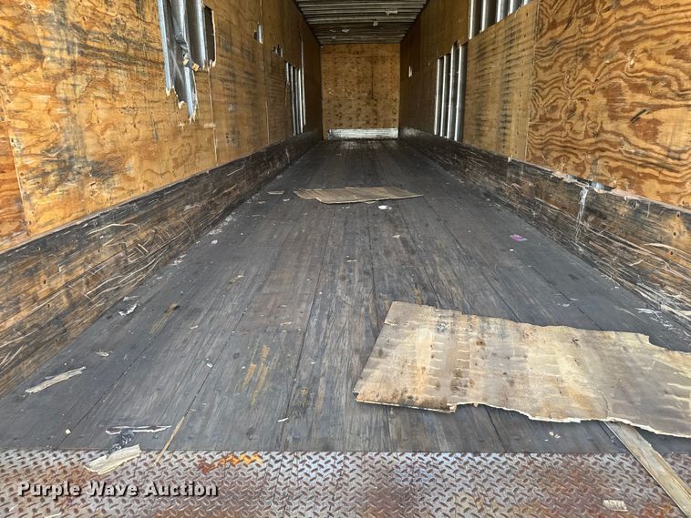 image for item EB8287 2002 Manac  dry van trailer