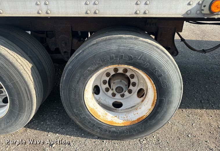 image for item EB8288 1998 Trailmobile dry van trailer