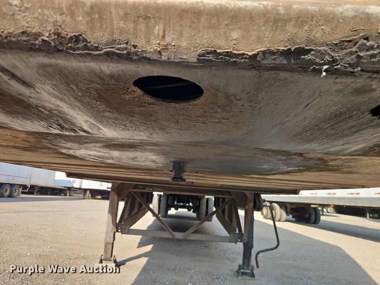 image for item EB8290 2012 Dorsey dry van trailer