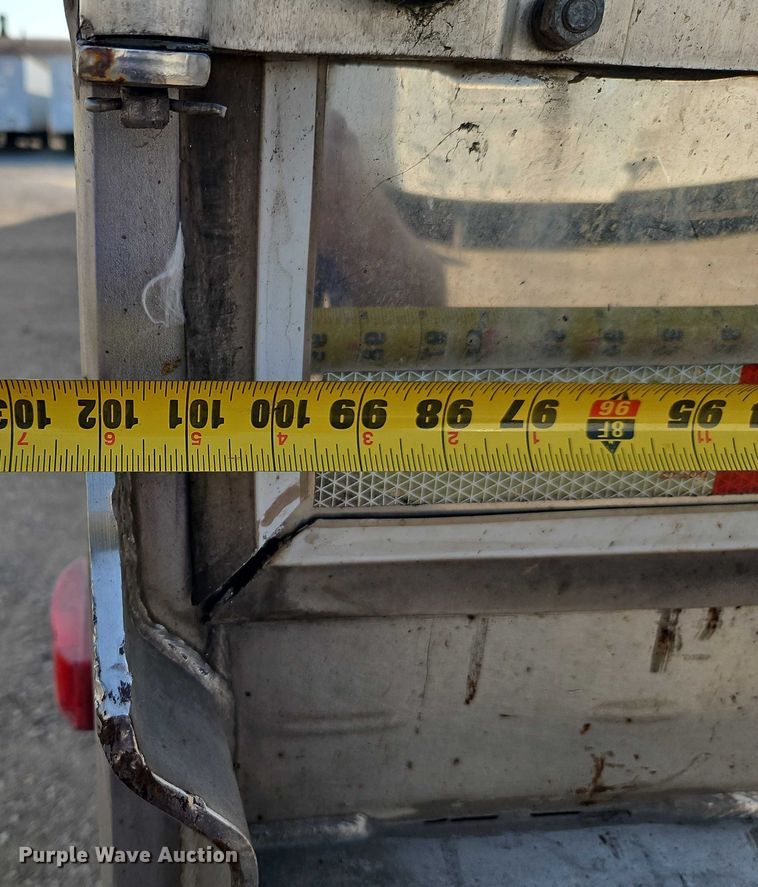 image for item EB8290 2012 Dorsey dry van trailer