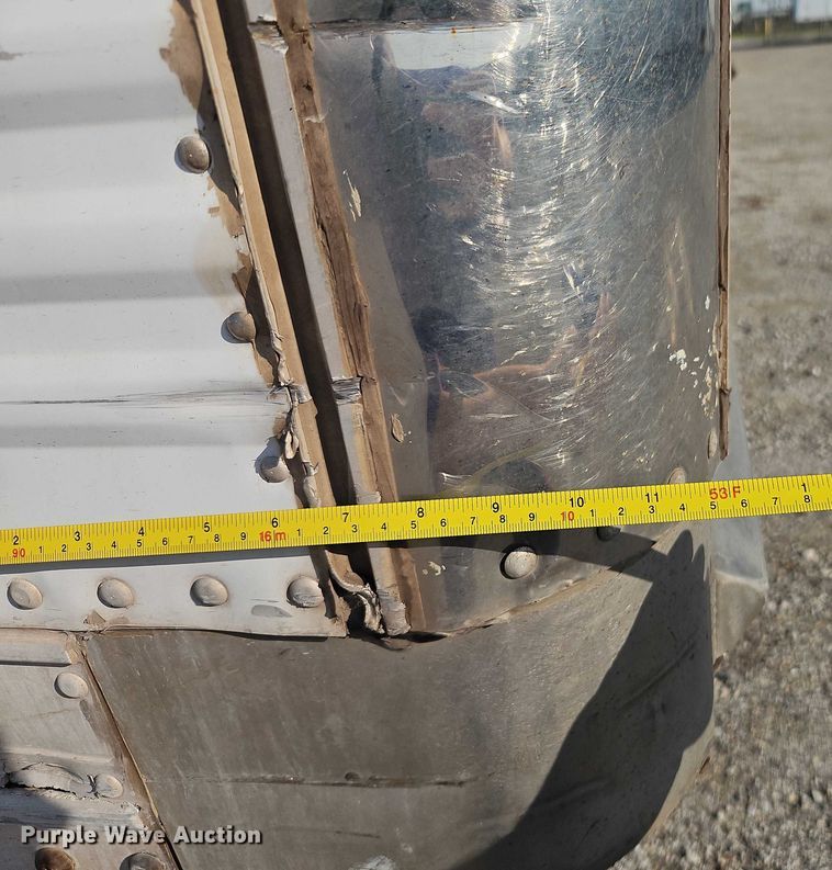 image for item EB8290 2012 Dorsey dry van trailer