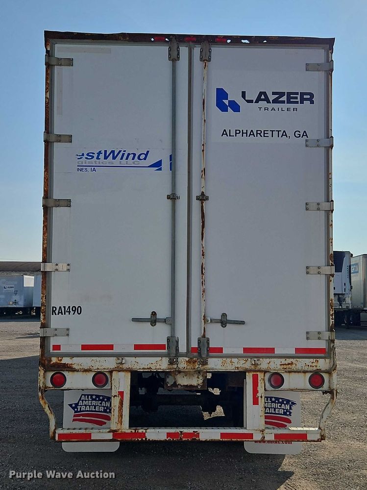 image for item EB8291 2002 Wabash dry van trailer