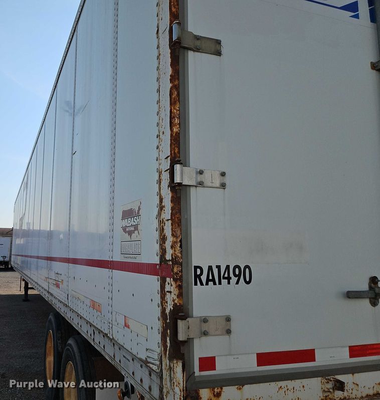 image for item EB8291 2002 Wabash dry van trailer