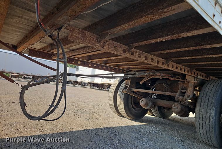 image for item EB8291 2002 Wabash dry van trailer