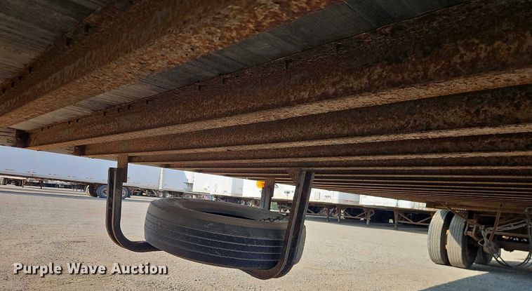 image for item EB8291 2002 Wabash dry van trailer