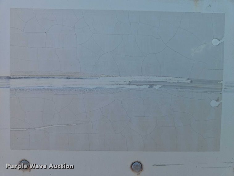 image for item EB8291 2002 Wabash dry van trailer