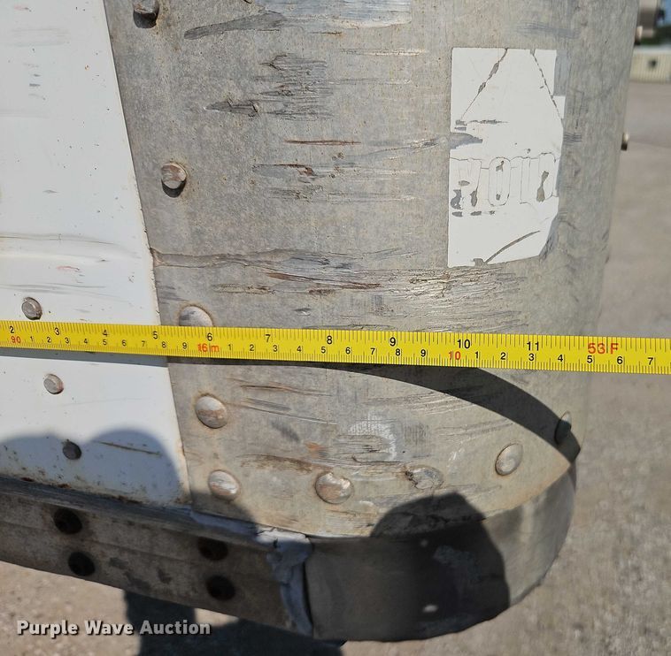 image for item EB8292 2003 Wabash dry van trailer