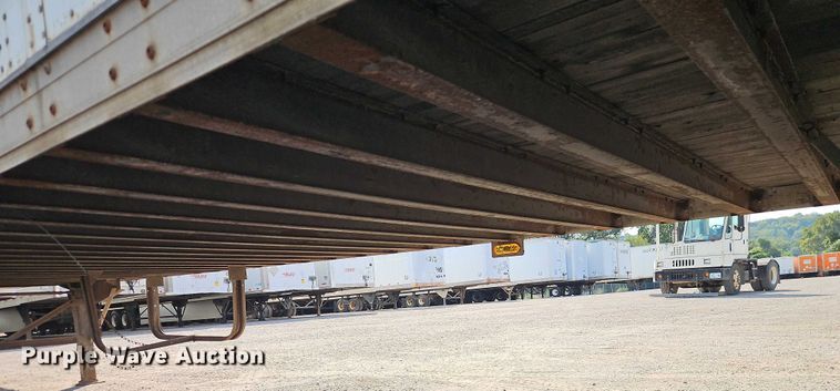 image for item EB8292 2003 Wabash dry van trailer