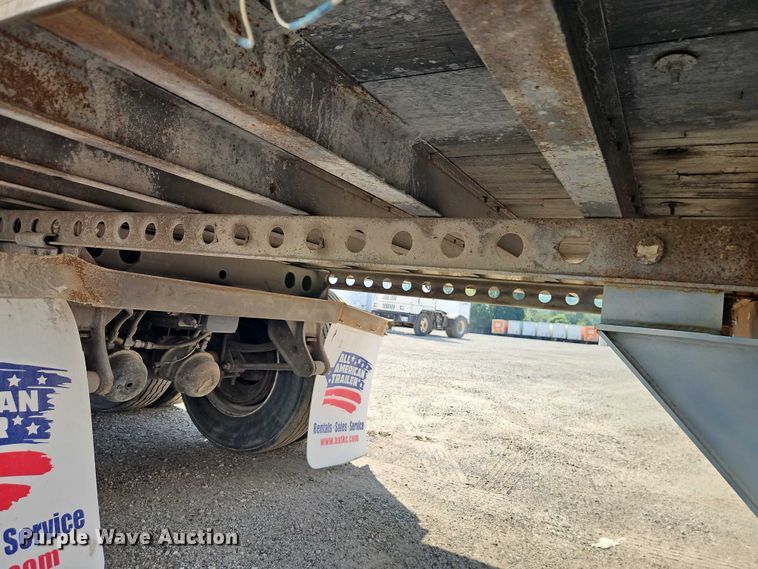 image for item EB8292 2003 Wabash dry van trailer