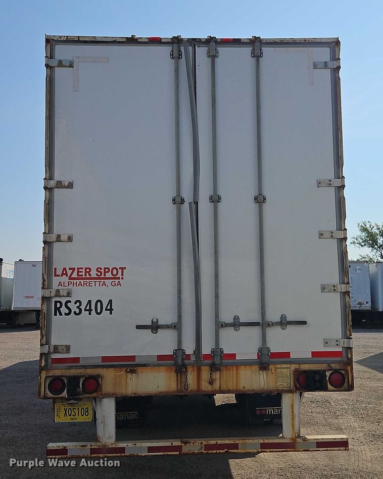 image for item EB8293 2002 Manac dry van trailer