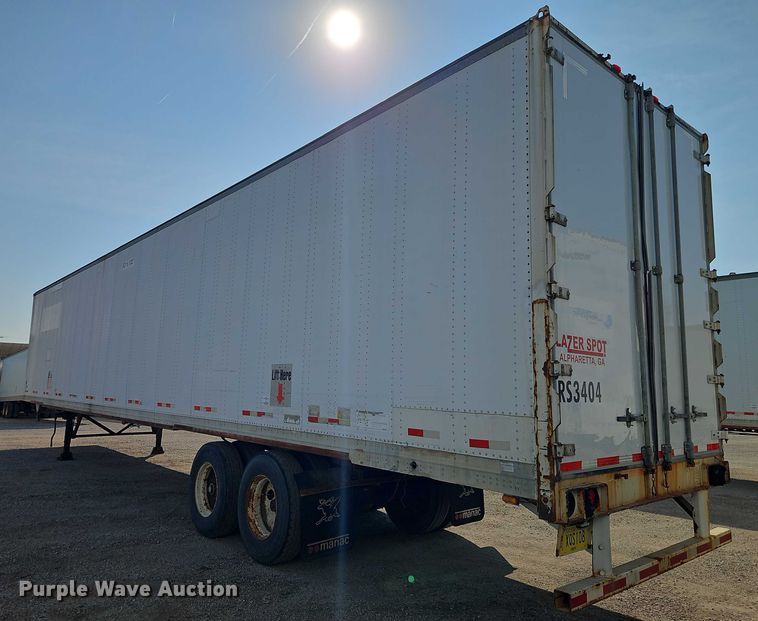 image for item EB8293 2002 Manac dry van trailer