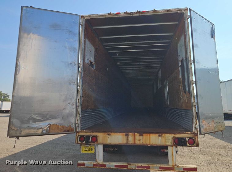 image for item EB8293 2002 Manac dry van trailer