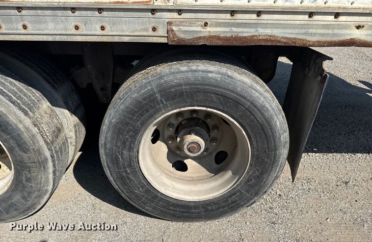 image for item EB8295 2006 Wabash dry van trailer