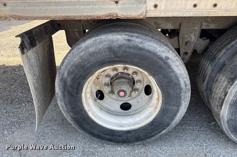 image for item EB8295 2006 Wabash dry van trailer