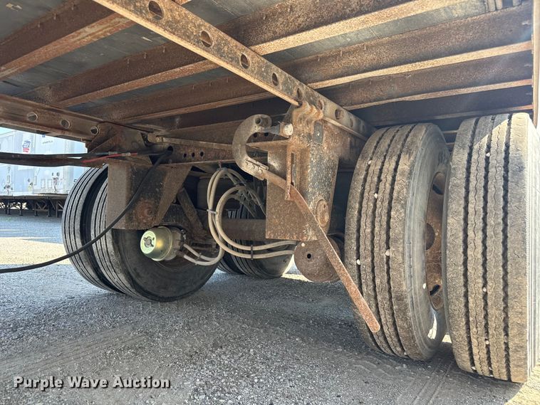 image for item EB8296 1998 Monon dry van trailer