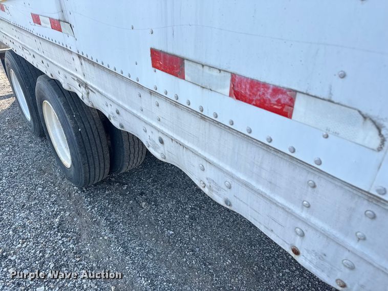 image for item EB8297 2000 Pines dry van trailer
