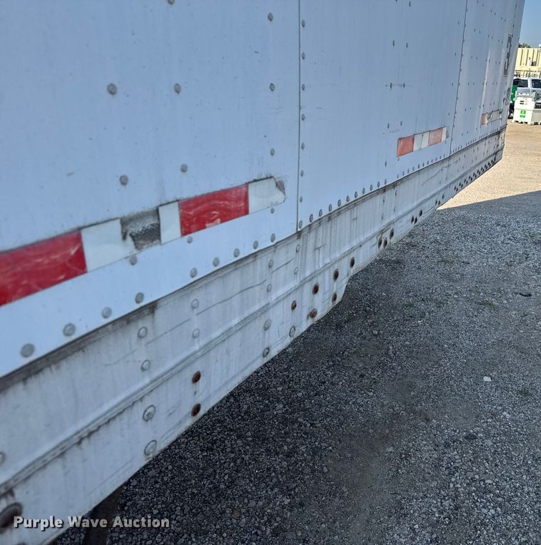 image for item EB8297 2000 Pines dry van trailer