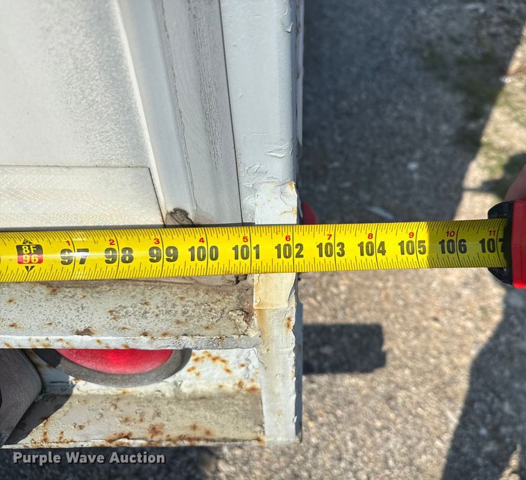 image for item EB8297 2000 Pines dry van trailer