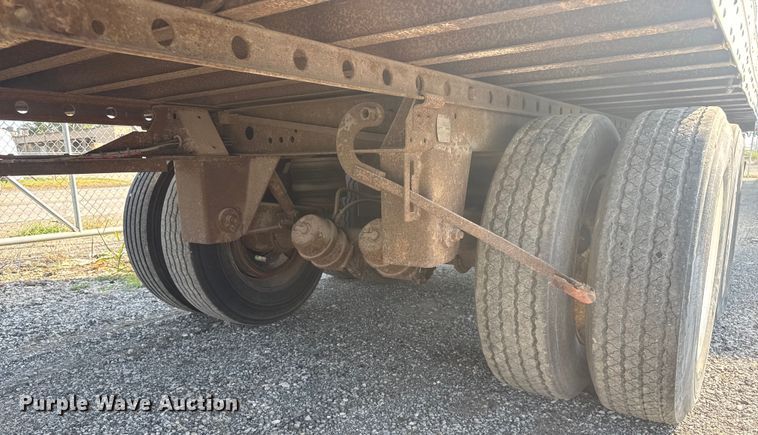 image for item EB8297 2000 Pines dry van trailer