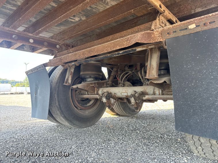 image for item EB8297 2000 Pines dry van trailer