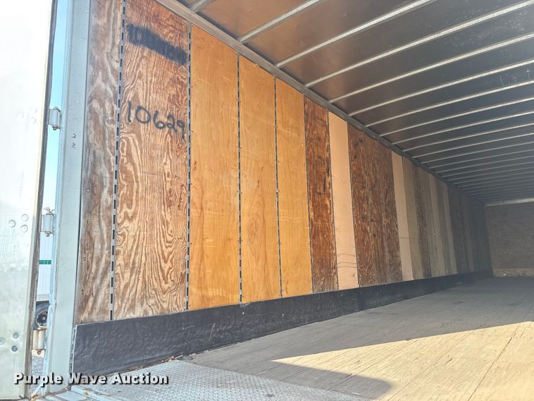 image for item EB8297 2000 Pines dry van trailer