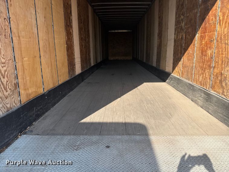 image for item EB8297 2000 Pines dry van trailer