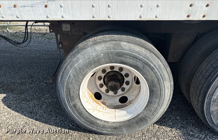 image for item EB8297 2000 Pines dry van trailer