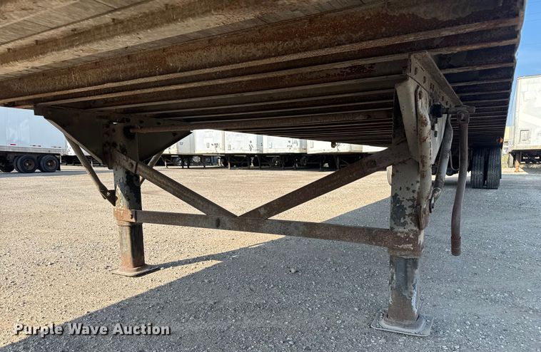 image for item EB8298 1999 Great Dane dry van trailer